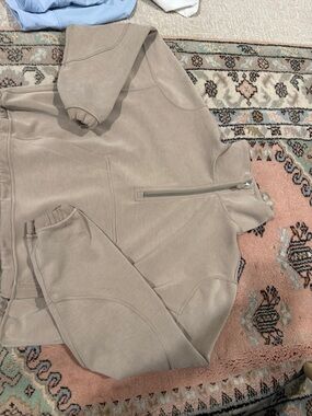 Lululemon quarter zip crop sweatshirt